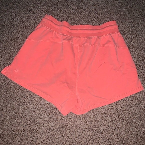 Comfy Loose shorts size Small - Picture 2 of 2